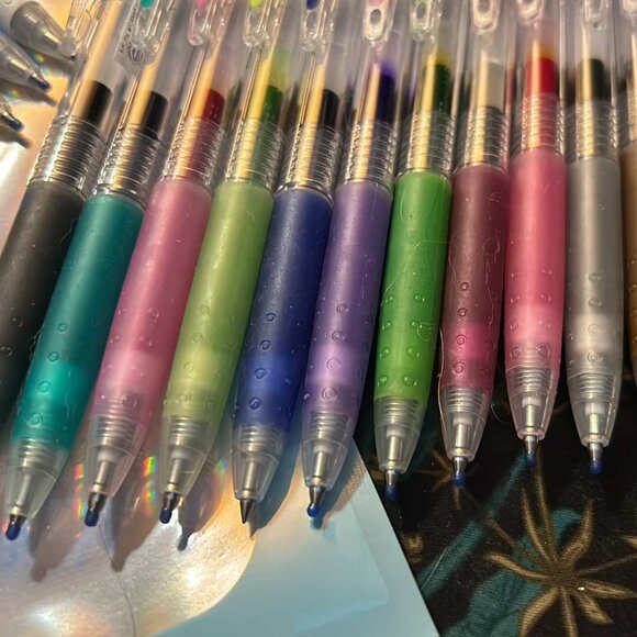 Pilot Juice Ballpoint Pens 24CT Color Set .5mm NEW - Picture 3 of 3